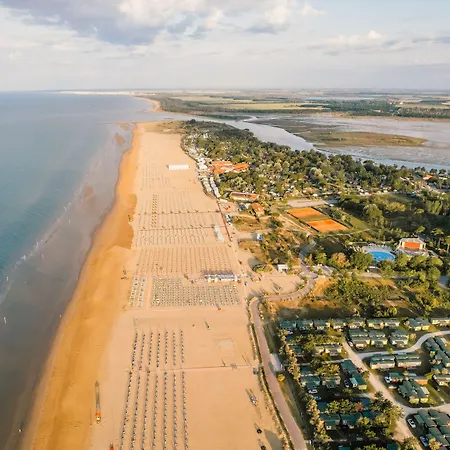 Enjoy Your Only 100mt From The Sea - Beahost Apartament Bibione